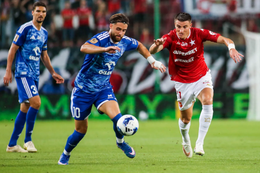 https://lovekrakow.pl/powtorka-z-inauguracji-wisla-niepokonana-na-swoim-stadionie
